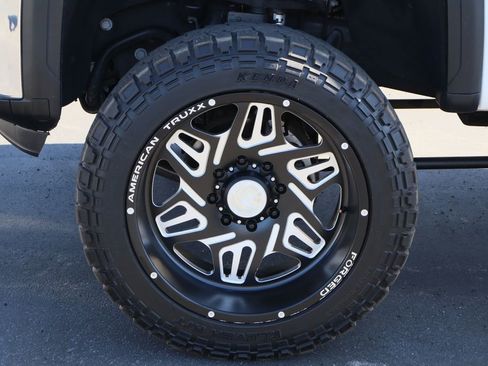 Used 2024 GMC Sierra 2500 Pro w/ Convenience Package image 26