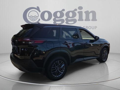 Used 2023 Nissan Rogue S FWD image 5