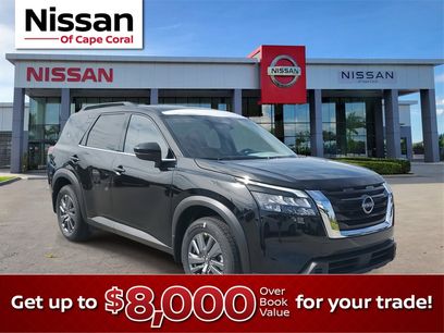 New 2025 Nissan Pathfinder SV w/ SV Premium Package