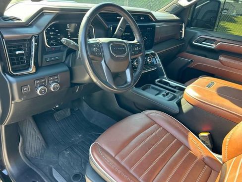 Used 2024 GMC Sierra 2500 Denali Ultimate AWD/4WD image 12