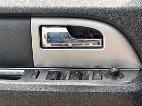 Used 2017 Ford Expedition XLT AWD/4WD image 17