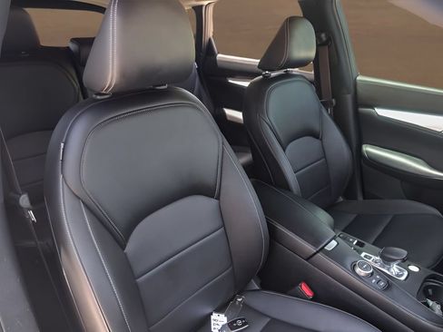 Used 2021 INFINITI QX50 Luxe FWD image 30