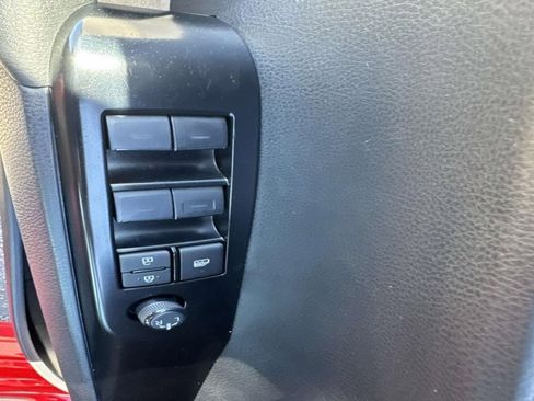 Used 2025 Toyota Camry LE image 8