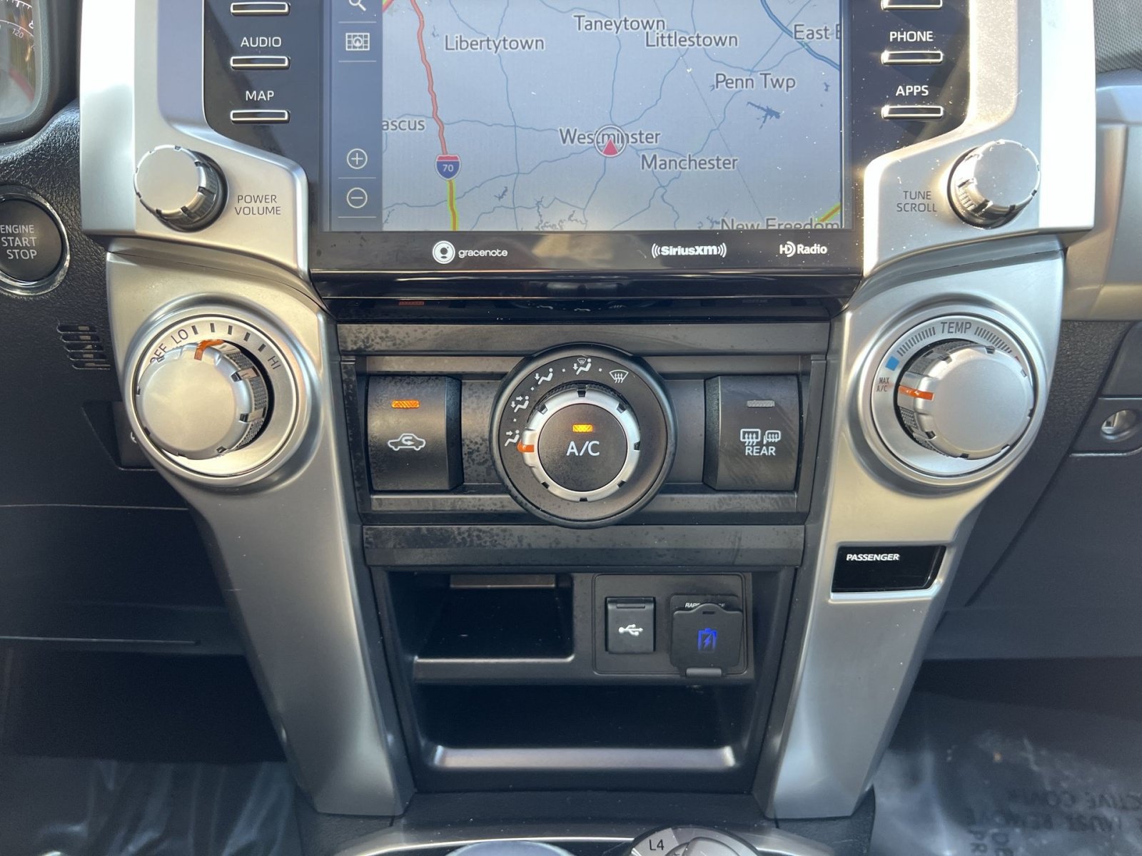 Used 2024 Toyota 4Runner SR5 Premium w/ Moonroof Package AWD/4WD image 21