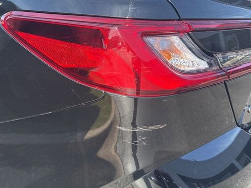 Used 2025 Toyota Camry SE image 7