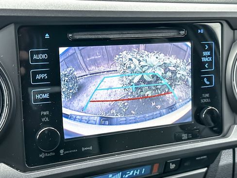 Used 2018 Toyota Tacoma TRD Pro image 25