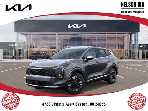 New 2026 Kia Sportage LX image 1