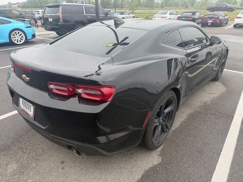Used 2023 Chevrolet Camaro LT w/ Technology Package RWD image 4