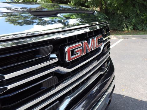 Used 2023 GMC Sierra 1500 SLT w/ SLT Premium Package AWD/4WD image 15