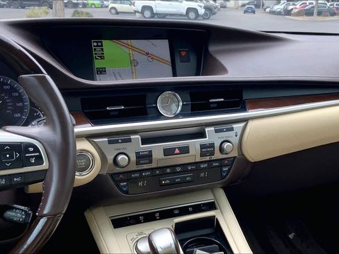 Used 2017 Lexus ES 350 image 7