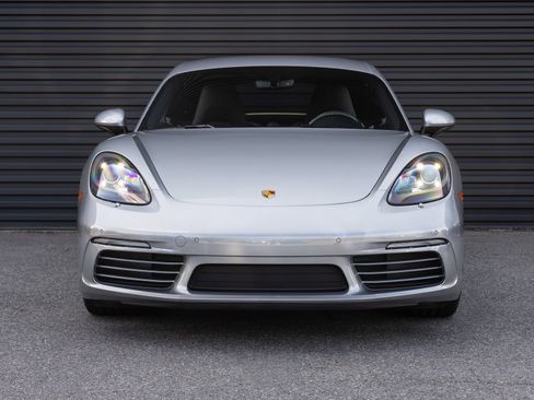 Certified 2025 Porsche 718 Cayman RWD image 7