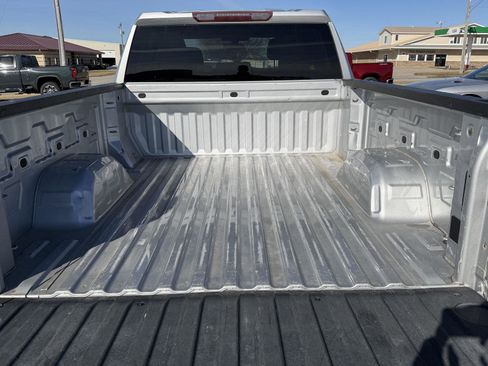 Used 2019 GMC Sierra 1500 SLE AWD/4WD image 9