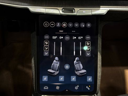 Used 2022 Lucid Air Grand Touring image 35