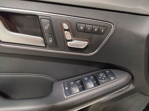 Used 2014 Mercedes-Benz E 350 4MATIC Wagon image 24