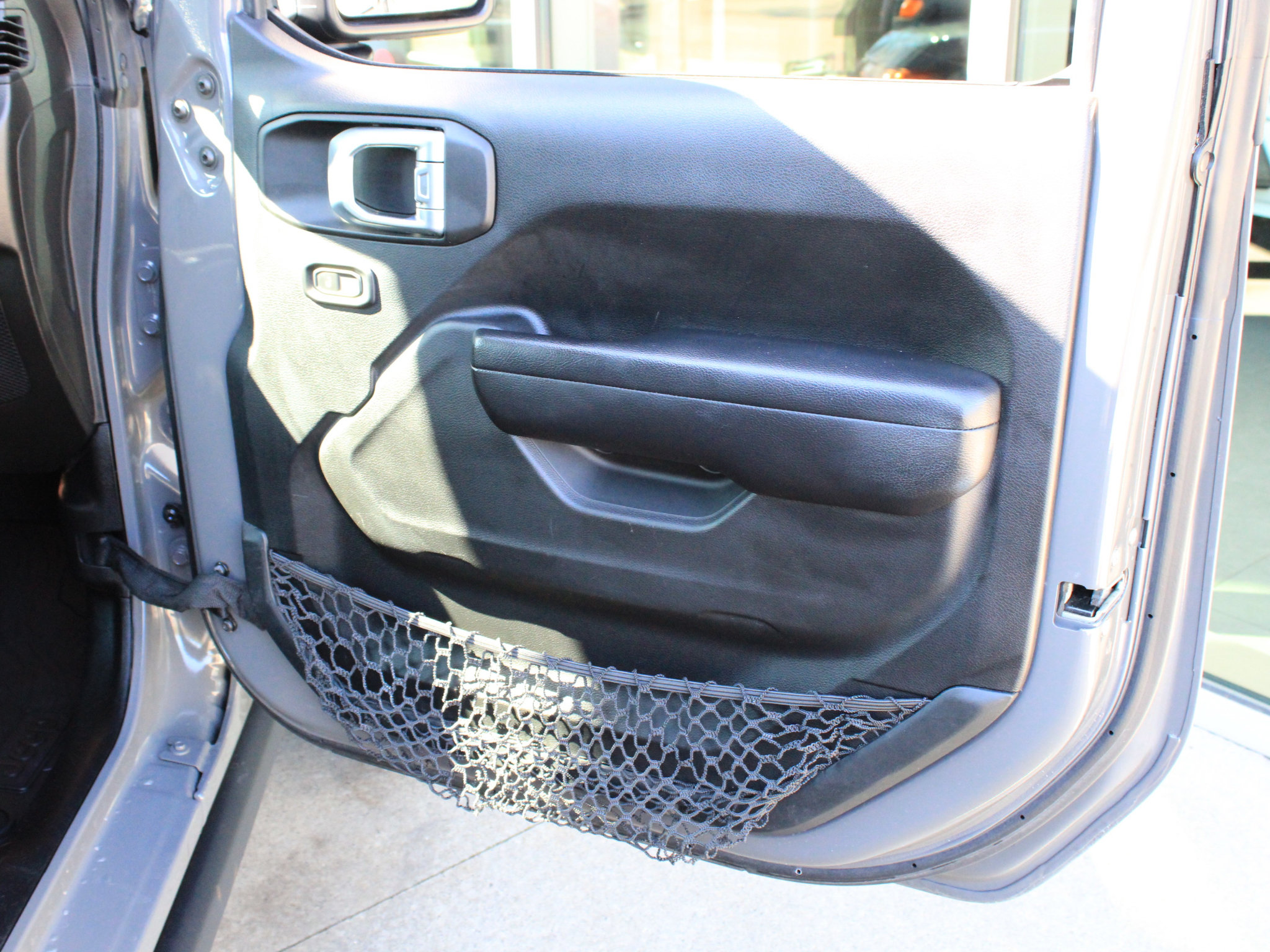 Used 2021 Jeep Gladiator Sport AWD/4WD image 23
