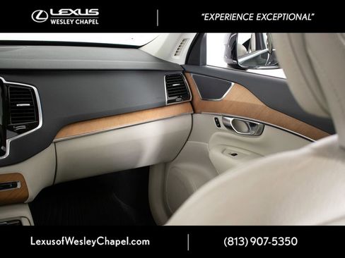 Used 2022 Volvo XC90 T5 Momentum w/ Advanced Package FWD image 34