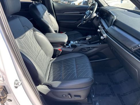 Used 2024 Kia Telluride EX X-Line image 13