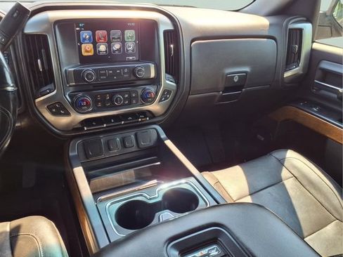 Used 2018 Chevrolet Silverado 1500 LTZ w/ Sport Package AWD/4WD image 23