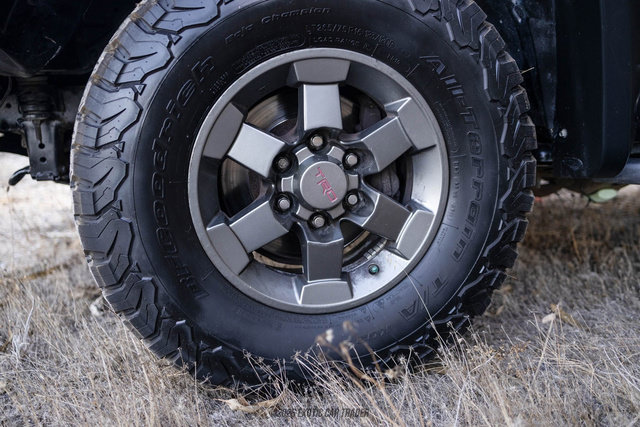 Used 2007 Toyota FJ Cruiser 4WD w/ TRD Special Edition image 90