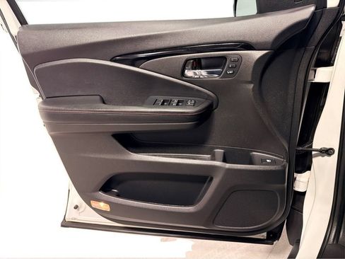 Used 2023 Honda Ridgeline Black Edition image 20