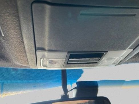 Used 2013 Ford Expedition Limited image 18