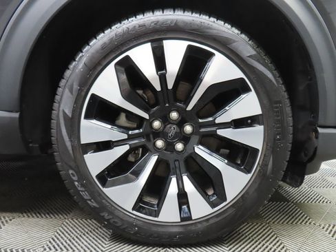 Used 2026 Ford Explorer Platinum w/ LUX Leather Package AWD/4WD image 10