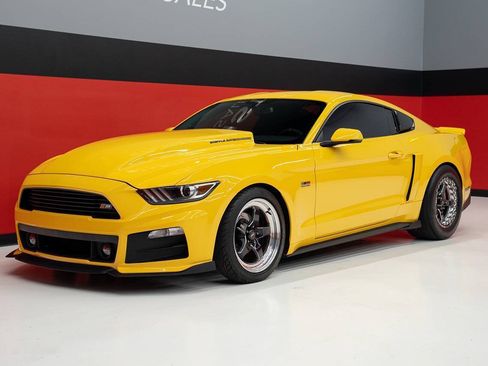 Used 2015 Ford Mustang GT Premium w/ GT Performance Package RWD image 42