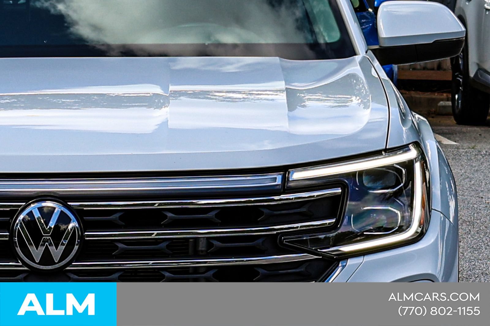 Used 2025 Volkswagen Atlas SE FWD image 14