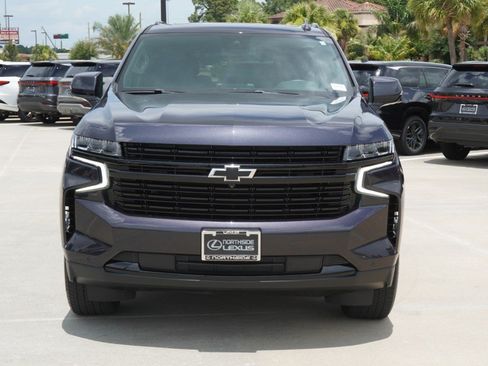 Used 2024 Chevrolet Tahoe RST w/ Luxury Package AWD/4WD image 2