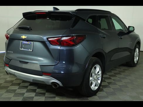 Used 2019 Chevrolet Blazer LT FWD image 9