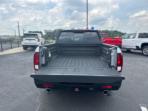 Used 2025 Honda Ridgeline TrailSport image 19