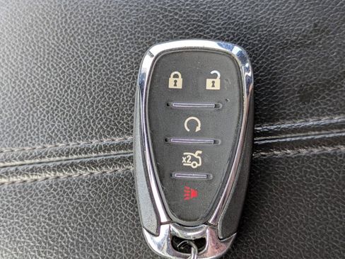 Used 2024 Chevrolet Malibu LT FWD image 28