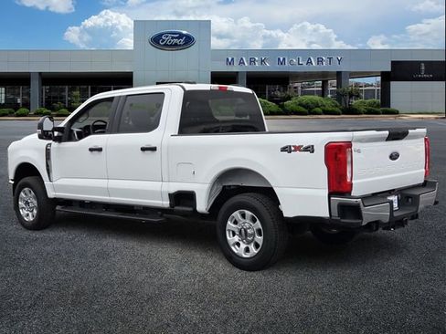 Used 2024 Ford F250 XLT AWD/4WD image 3