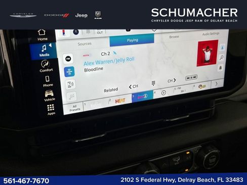 New 2026 Jeep Gladiator Sport AWD/4WD image 18