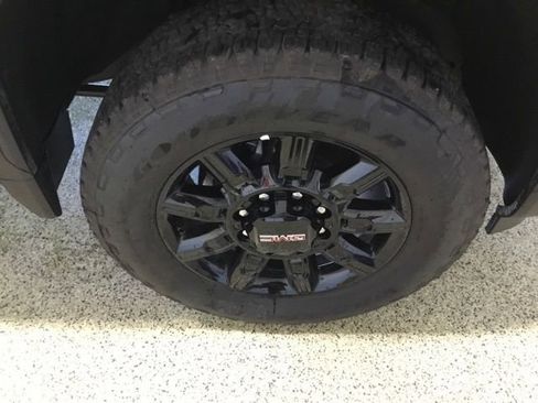 New 2025 GMC Sierra 2500 AT4 w/ AT4 Premium Plus Package image 33