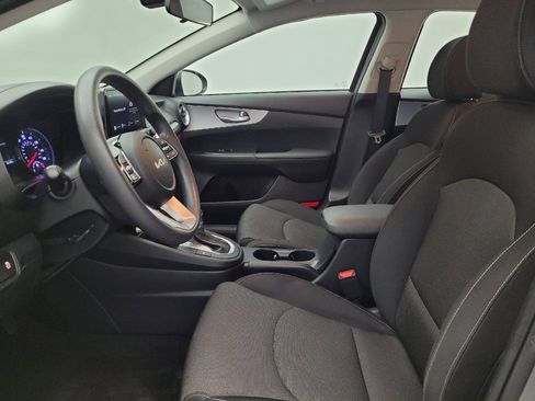 Used 2024 Kia Forte LXS image 17