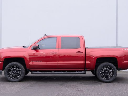 Used 2018 Chevrolet Silverado 1500 LT w/ All Star Edition image 27