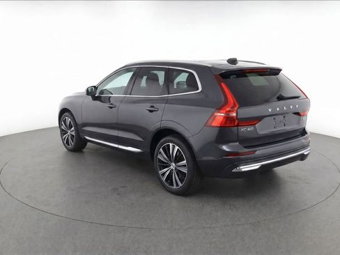 Used 2023 Volvo XC60 B5 Plus AWD/4WD image 3