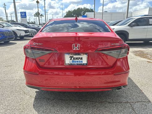 Used 2024 Honda Civic Sport image 7
