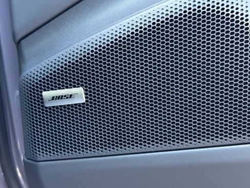 New 2026 Porsche Macan 4 Electric image 21