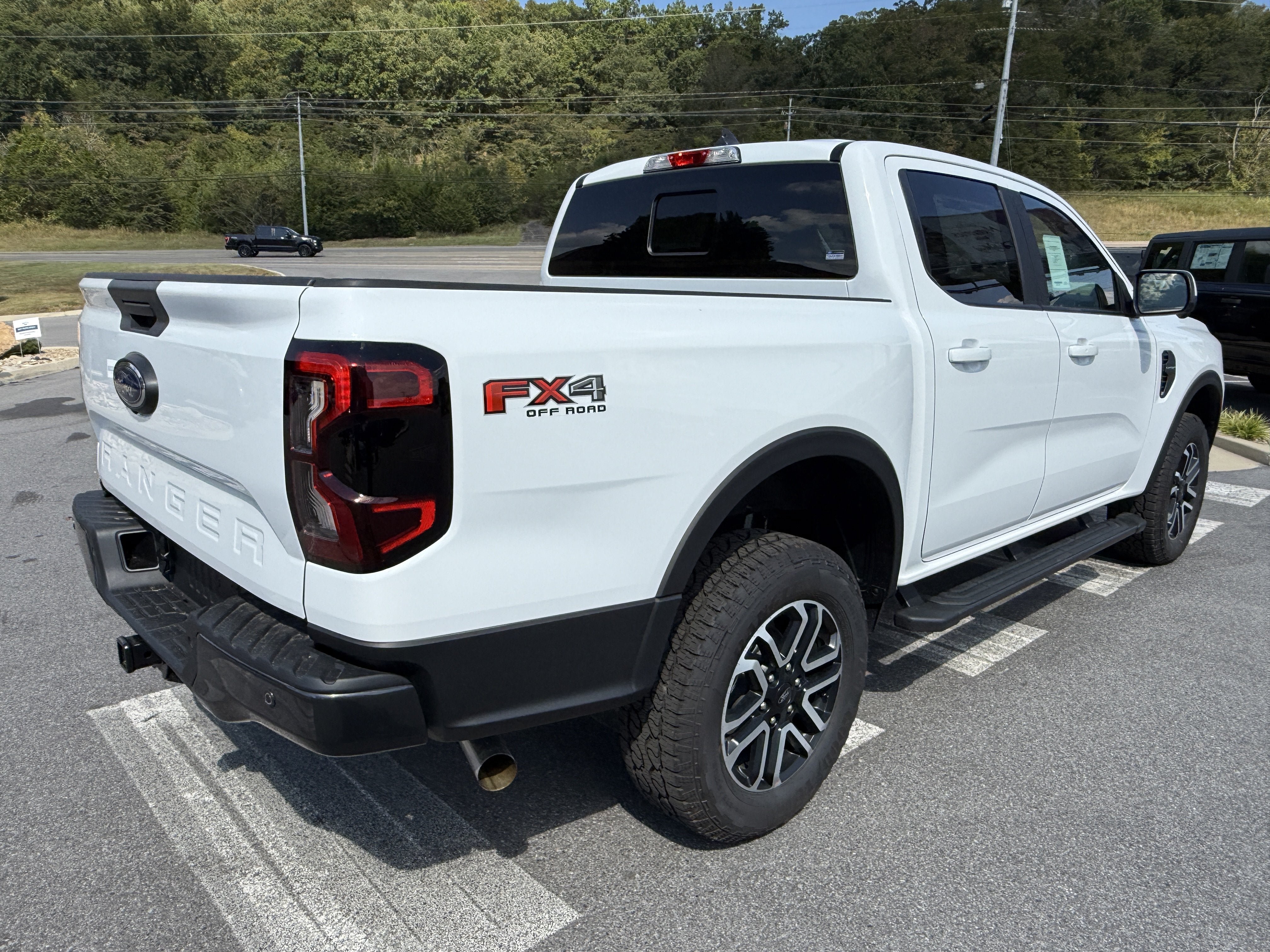 New 2026 Ford Ranger Lariat w/ FX4 Off-Road Package AWD/4WD image 5