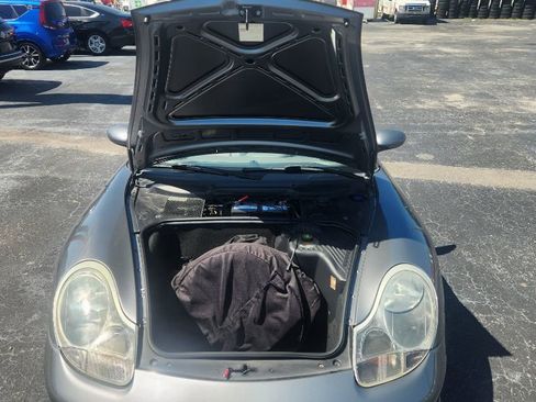 Used 2003 Porsche Boxster RWD image 17