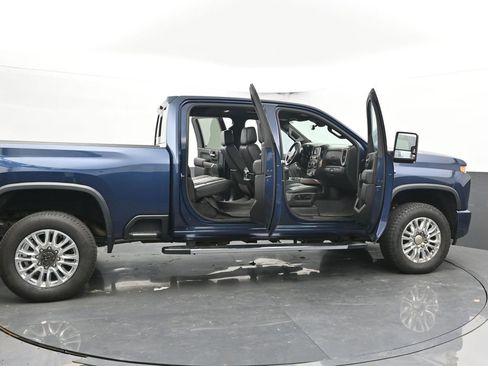 Used 2020 Chevrolet Silverado 2500 High Country w/ Z71 Off-Road Package image 58
