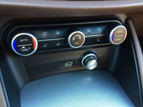 Used 2019 Alfa Romeo Stelvio Ti Sport w/ Quick Order Package 22S Sport image 14