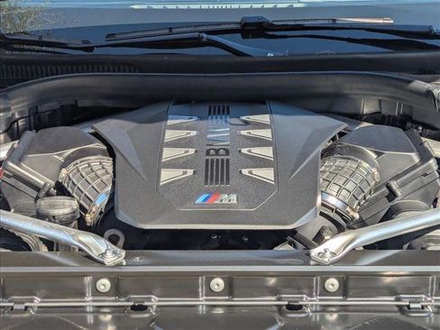 Used 2024 BMW X7 M60i w/ Executive Package image 25