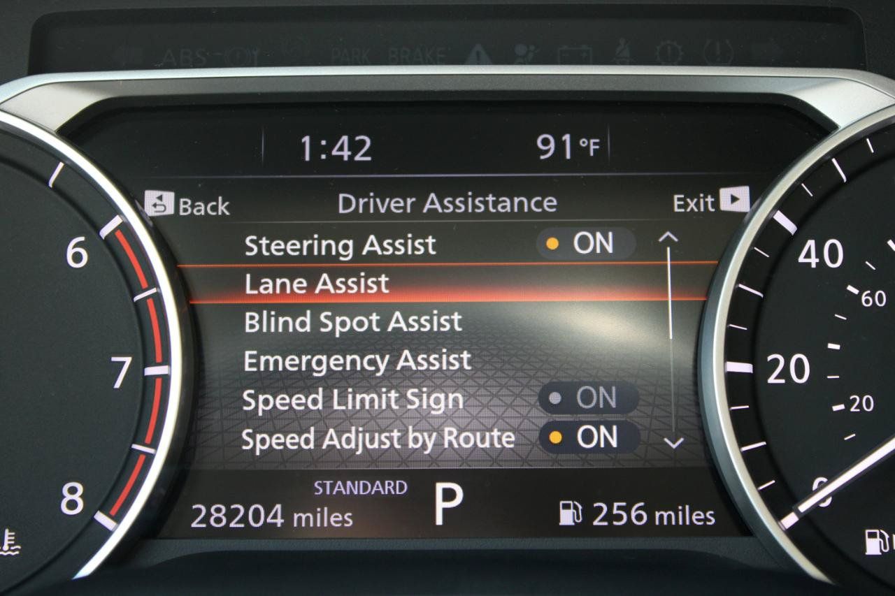 Used 2023 Nissan Rogue SL w/ SL Premium Package FWD image 24