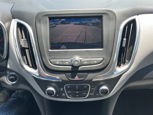 Used 2020 Chevrolet Equinox LT FWD image 21