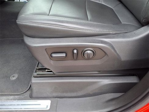 Used 2021 GMC Sierra 1500 SLT w/ Driver Alert Package I image 19