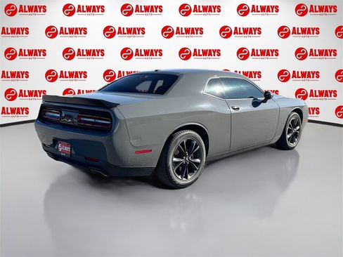 Used 2023 Dodge Challenger SXT w/ Blacktop Package image 5