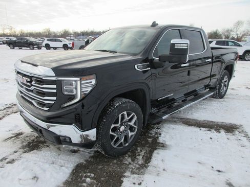 New 2026 GMC Sierra 1500 SLT w/ SLT Premium Plus Package image 11